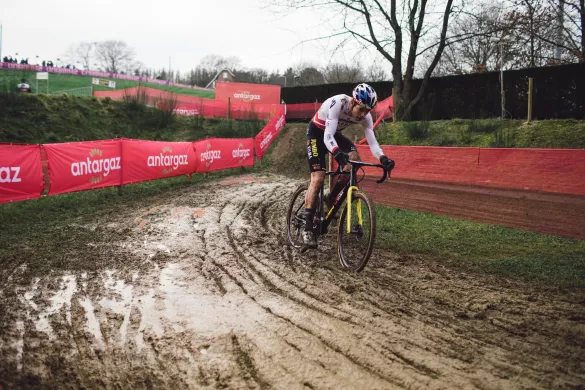 Cyclo-cross gesponsord door Antargaz